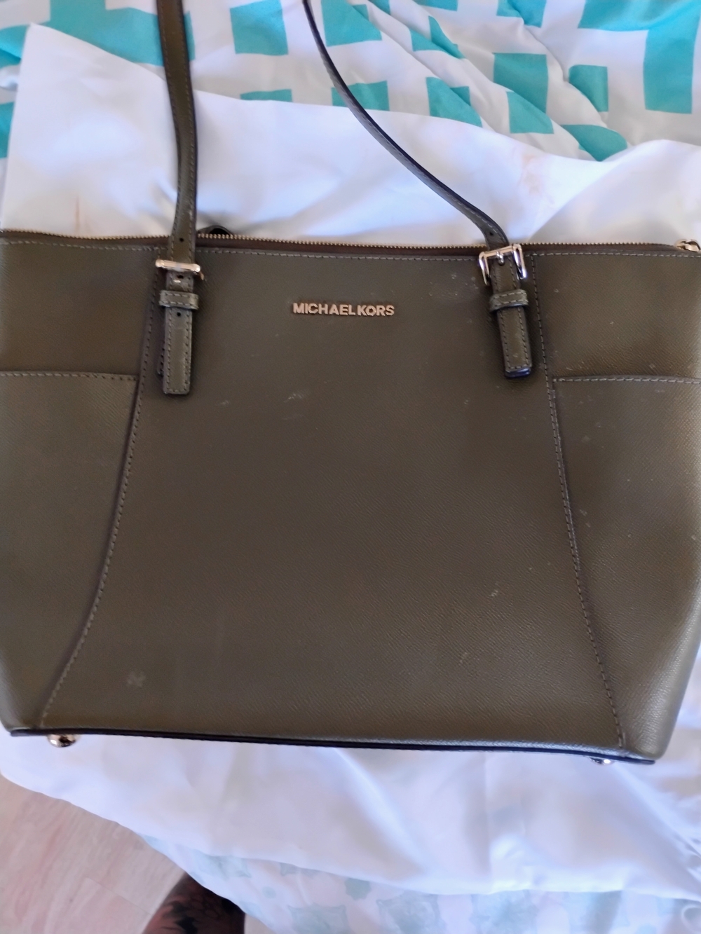 Michael Kors Voyager Medium Saffiano Leather Tote Bag in Olive Green